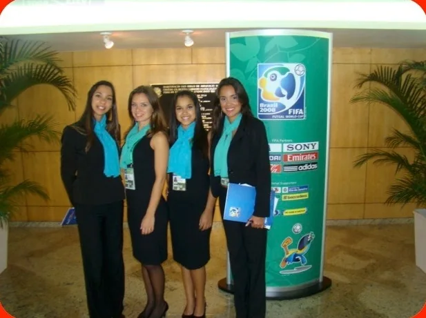 Equipe receptiva no evento da FIFA
